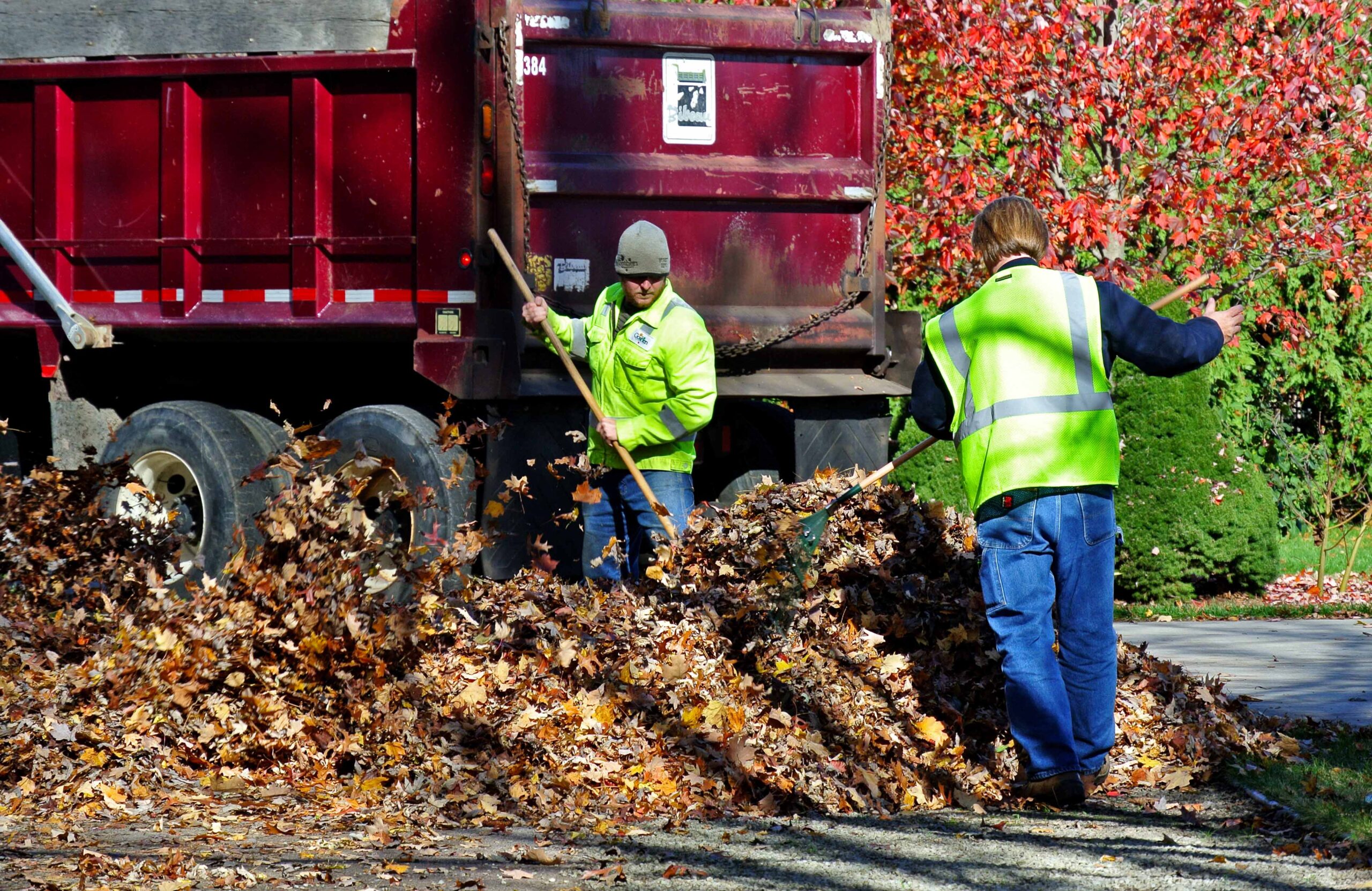 Goshen Fall Leaf and Brush Pickup Delayed to Oct. 6
