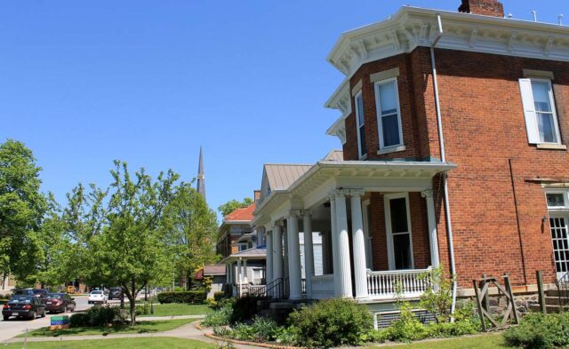 East Lincoln Crossroads Neighborhood - historic home