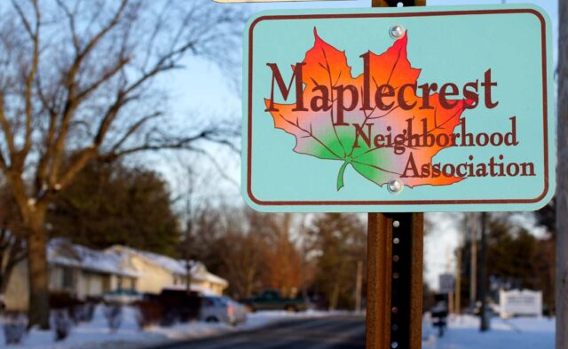 Maplecrest Neighborhood - neighborhood marker Maplecrest Neighborhood - neighborhood marker