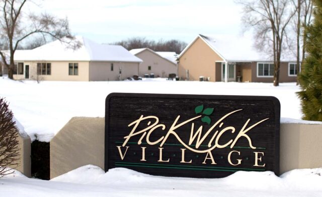 Pickwick Village Neighborhood - neighborhood marker Pickwick Village Neighborhood - neighborhood marker