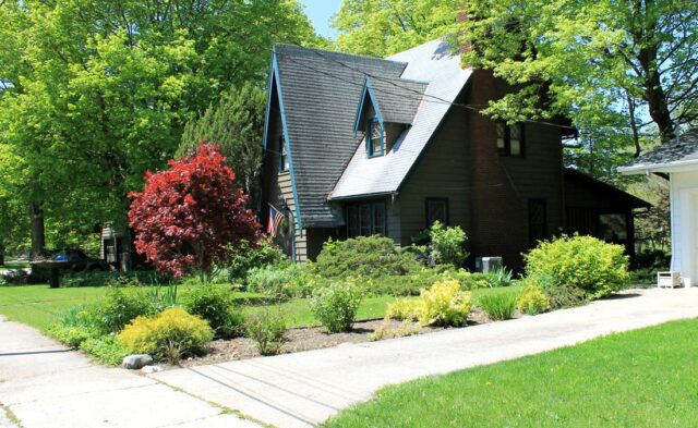 Historic Racemere Peninsula Neighborhood - historic home